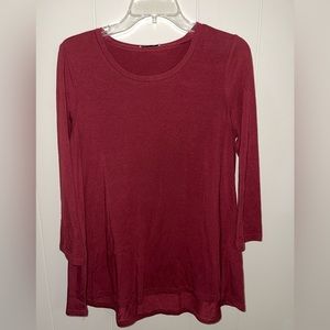 Women’s long sleeve top